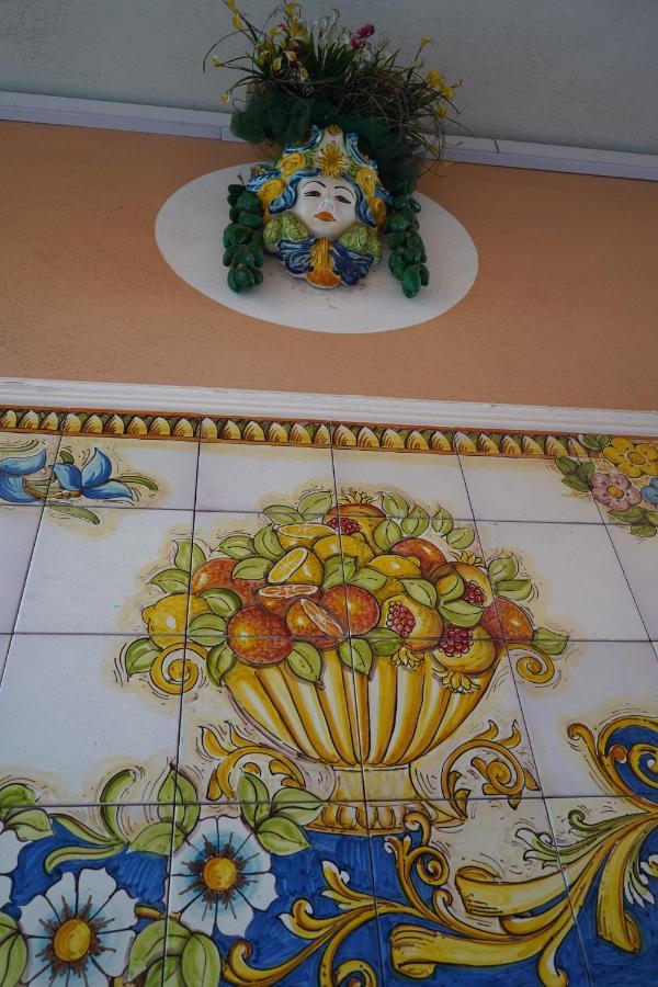 Vacanza Taormina Mare มาซเซโอ ภายนอก รูปภาพ