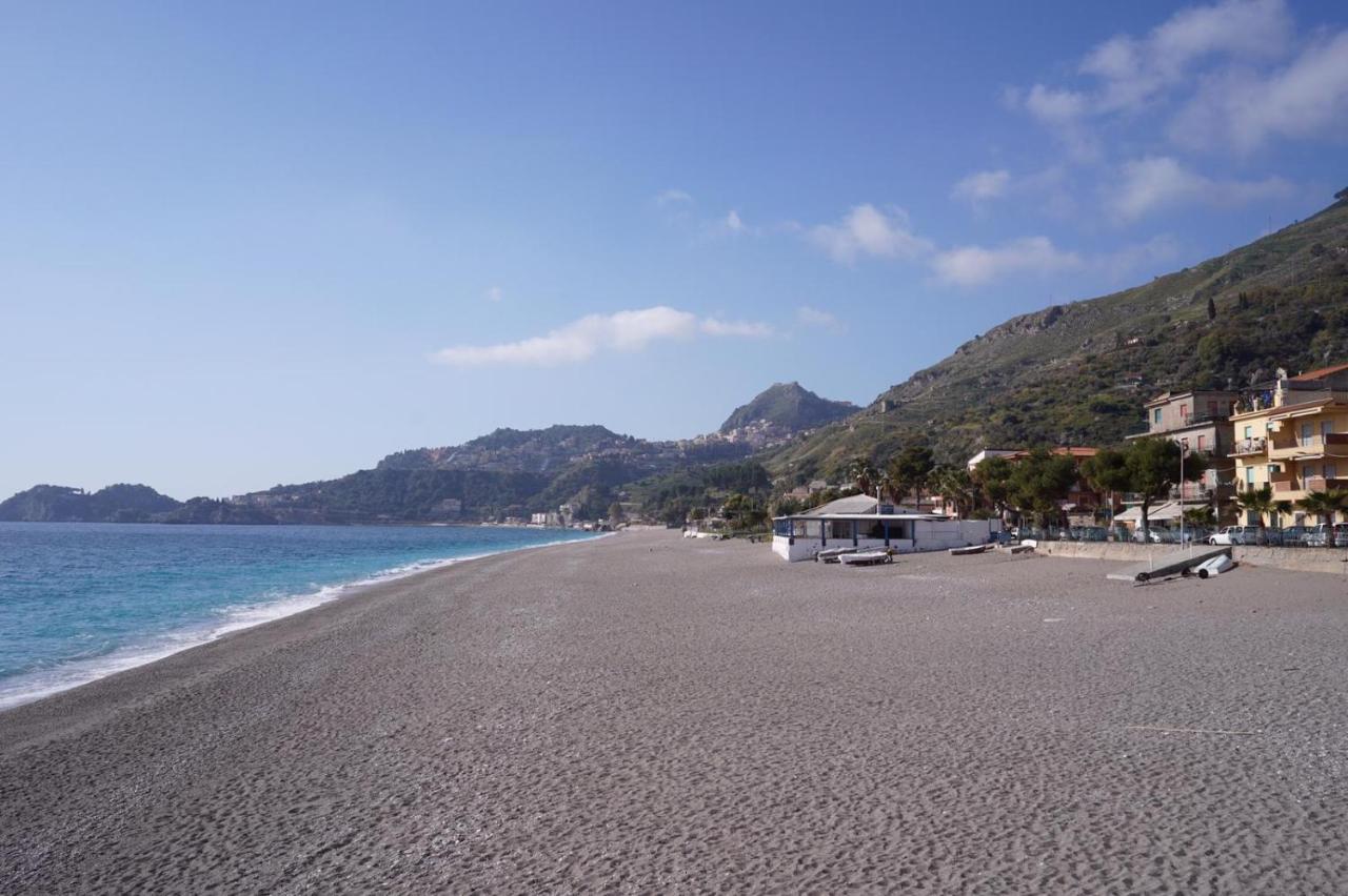 Vacanza Taormina Mare มาซเซโอ ภายนอก รูปภาพ