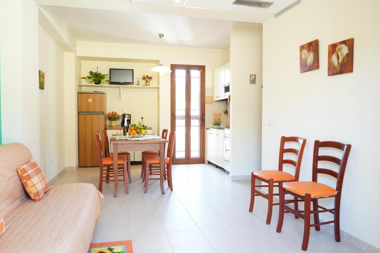 Vacanza Taormina Mare มาซเซโอ ภายนอก รูปภาพ