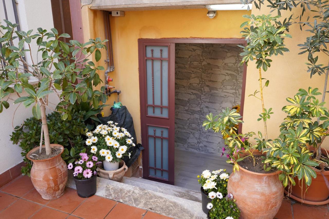 Vacanza Taormina Mare มาซเซโอ ภายนอก รูปภาพ