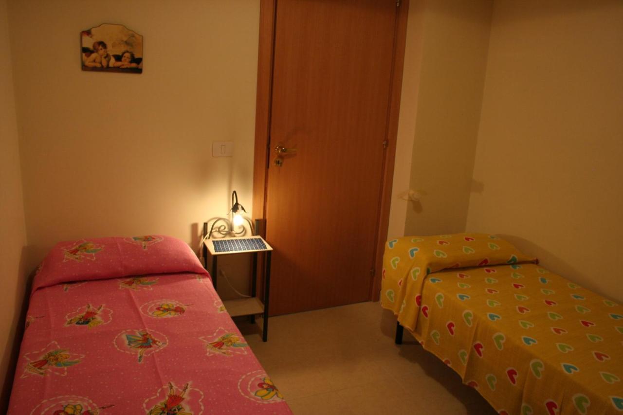Vacanza Taormina Mare มาซเซโอ ภายนอก รูปภาพ