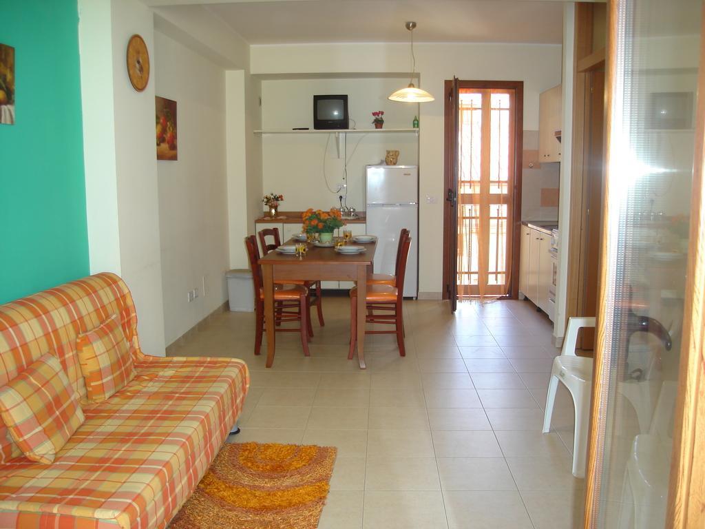 Vacanza Taormina Mare มาซเซโอ ห้อง รูปภาพ