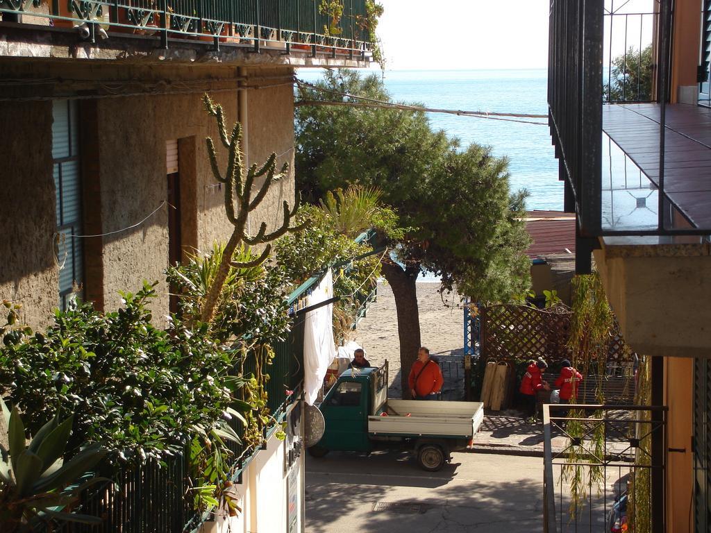 Vacanza Taormina Mare มาซเซโอ ห้อง รูปภาพ